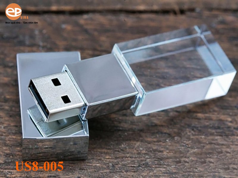 USB quà tặng - Chất liệu pha lê - Mã 05