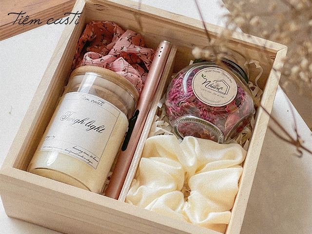 Gợi ý 30+ món quà tặng phù hợp nhất cho người về hưu